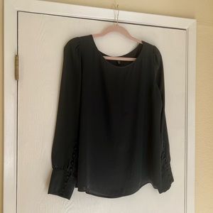Express blouse in green, size M